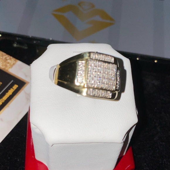 10 k solid gold real diamond ring free appraisal not plated not CZ posh verified - Picture 3 of 4